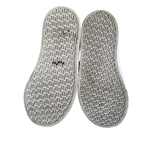 OSHKOSH sandal | size 10 | EUC - Picture 2 of 5